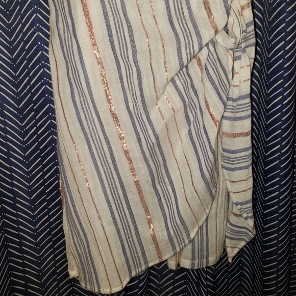 Guess Dress XL Rose Gold Striped - Picture 3 of 6